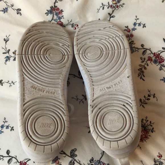 Nike Air Force 1 - Picture 4 of 4